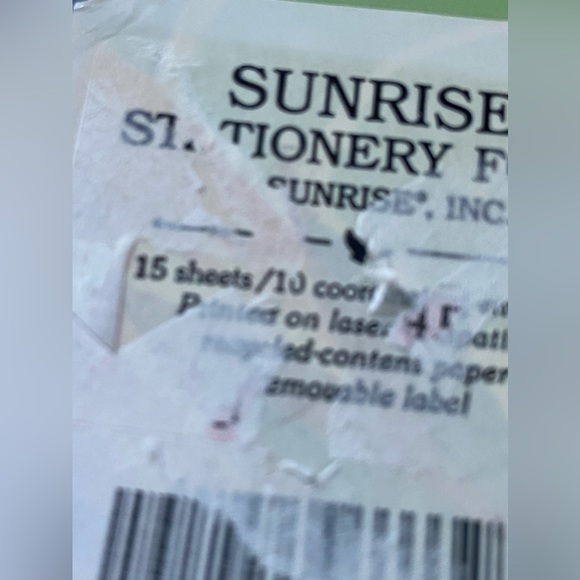 90s vintage paper Sunrise Stationery Folio
Folder 16 sheet pages 10 envelope SET - Picture 5 of 7